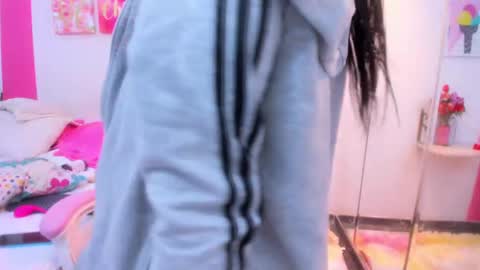 Scarlette  online show from January 29, 7:15 am