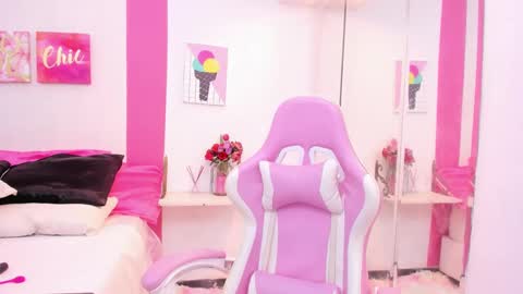 Scarlette  online show from February 27, 3:36 am