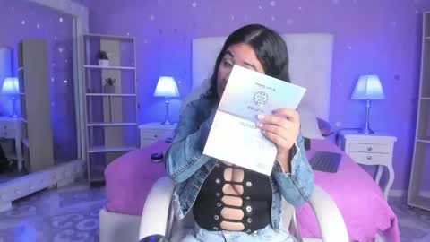 Scarlette  online show from September 26, 3:10 am