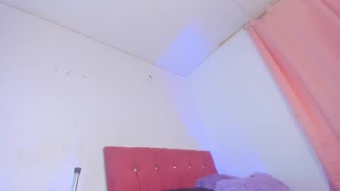 chloe online show from March 9, 7:01 am