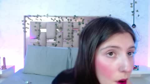 Scarlet online show from September 9, 11:32 am