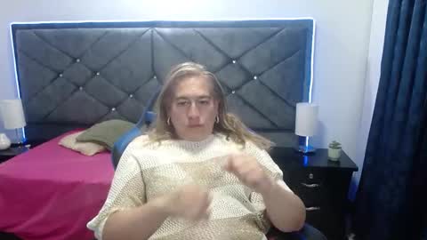 Sccarlet online show from November 20, 1:28 am