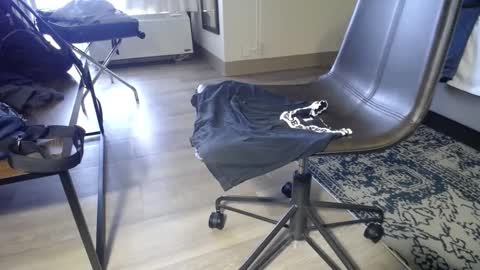 . online show from February 6, 8:13 pm