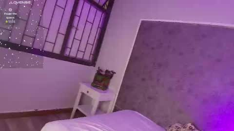 Scott  online show from November 10, 7:02 pm