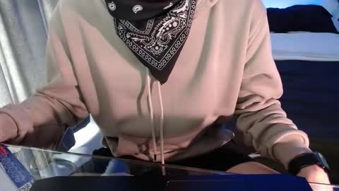 Scott online show from September 27, 8:03 pm