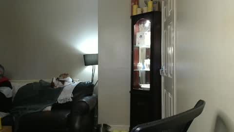 James online show from January 3, 6:46 pm