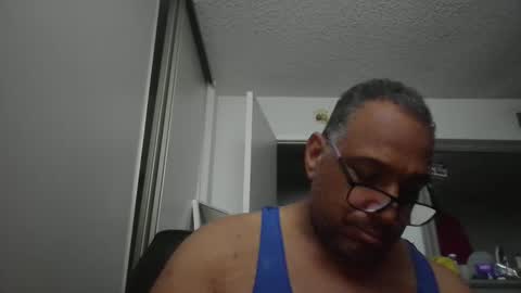 sdblkmale2131 online show from September 21, 1:13 pm