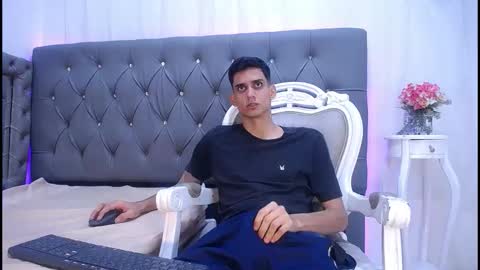 sebalexis7 online show from October 30, 3:19 am