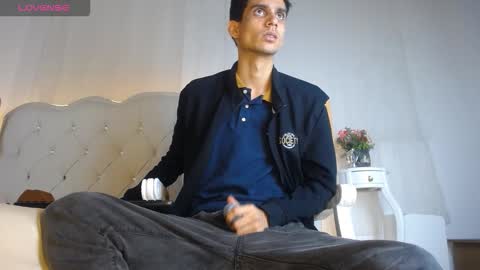 sebalexis7 online show from December 4, 3:27 am