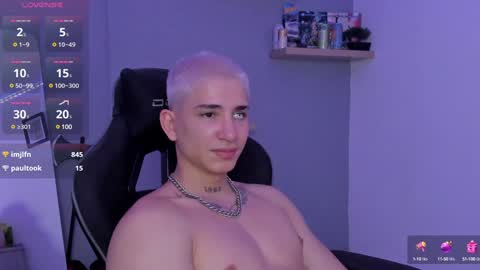 Sebastin online show from January 17, 2:39 am