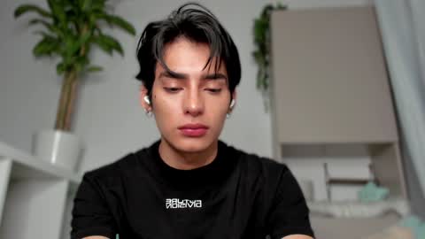 sebastian online show from January 30, 7:39 am