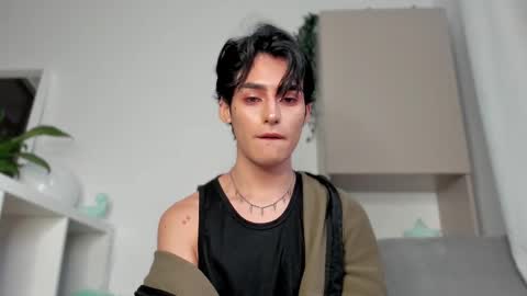 sebastian online show from February 14, 9:53 pm