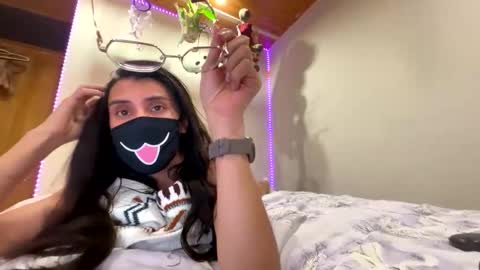 Nip online show from December 14, 8:02 pm