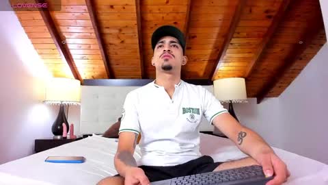 Sebastian Berne online show from February 14, 7:44 pm