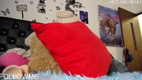 Myystiic online show from February 6, 7:40 pm