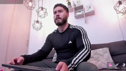 Instagram jeanpaulfit  online show from January 7, 11:24 pm