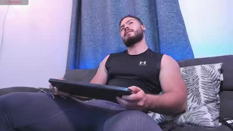 Instagram jeanpaulfit  online show from February 26, 12:16 am