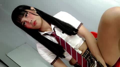 Snapshot of seduce_and_surrender chatting on November 16, 6:08 am YU RI online show from November 16, 6:08 am