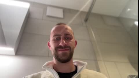 Snapshot of seducemepleae chatting on October 18, 6:08 pm seducemepleae online show from October 18, 6:08 pm