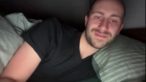 Snapshot of seducemepleae chatting on November 22, 8:52 pm seducemepleae online show from November 22, 8:52 pm