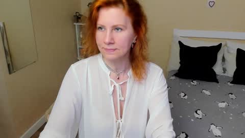 seductive_foxy_ online show from September 17, 3:46 pm