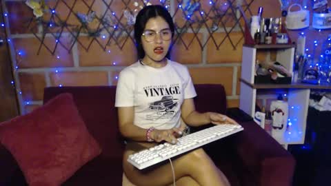 seleena_01 online show from September 10, 10:54 pm