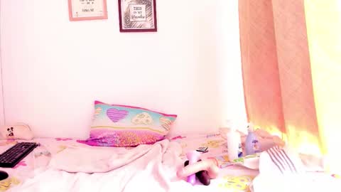 Snapshot of selena_jhonson1 chatting on November 11, 2:17 pm Karen online show from November 11, 2:17 pm