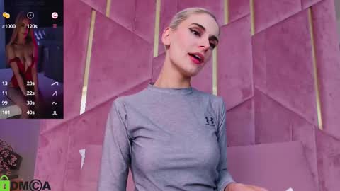 Selena online show from September 25, 3:21 am