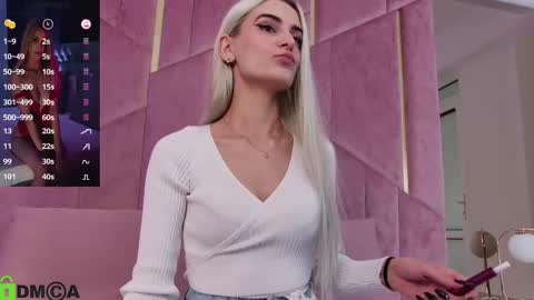 Selena online show from October 13, 3:17 am