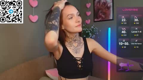 Selena online show from November 17, 1:55 am