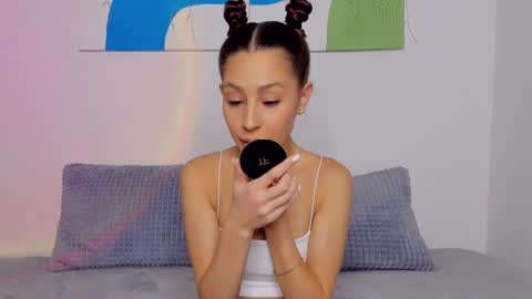 Snapshot of selenarousey chatting on January 23, 8:15 am Selena online show from January 23, 8:15 am