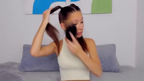 Snapshot of selenarousey chatting on March 8, 5:59 am Selena online show from March 8, 5:59 am