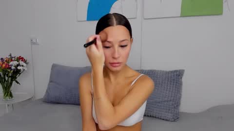 Snapshot of selenarousey chatting on September 25, 7:12 am Selena online show from September 25, 7:12 am