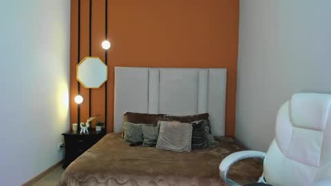 Snapshot of selene_e chatting on September 19, 8:20 pm Karol. online show from September 19, 8:20 pm