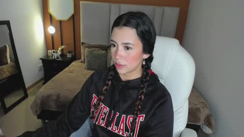 Snapshot of selene_e chatting on September 24, 8:23 pm Karol. online show from September 24, 8:23 pm