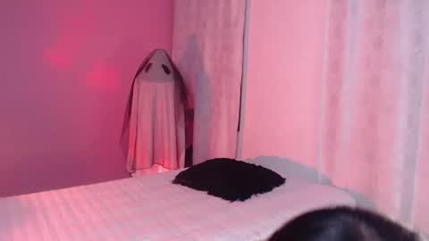 Snapshot of selene_gils chatting on October 29, 3:53 am nathy online show from October 29, 3:53 am