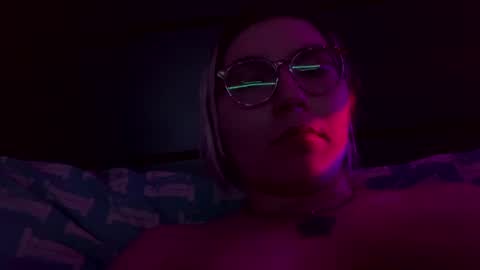 Selene online show from February 14, 5:30 am