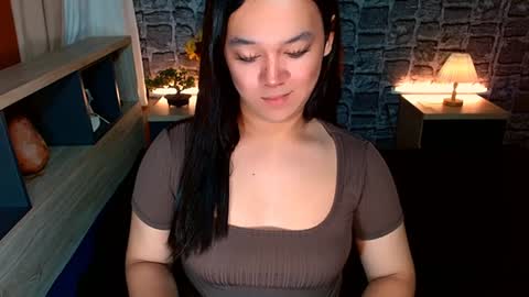 joan online show from December 17, 7:04 pm