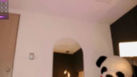 Selenne online show from October 18, 12:35 am