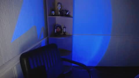 Snapshot of sellavix chatting on October 27, 6:23 pm Sellavix online show from October 27, 6:23 pm