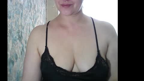 Snapshot of send_me chatting on March 2, 9:31 am send me online show from March 2, 9:31 am