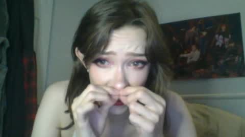 Snapshot of sendforesme chatting on February 15, 2:15 am goddess esme online show from February 15, 2:15 am