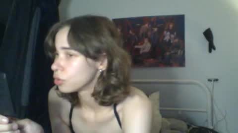 Snapshot of sendforesme chatting on September 14, 12:10 am goddess esme online show from September 14, 12:10 am