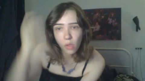 Snapshot of sendforesme chatting on October 25, 12:18 am goddess esme online show from October 25, 12:18 am