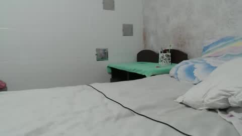 Lenna online show from December 4, 6:23 am