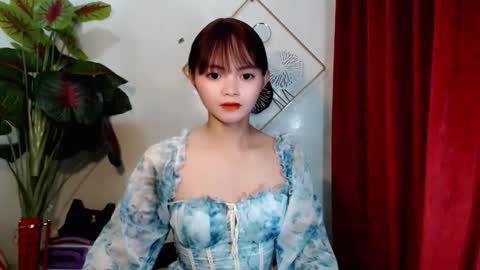 sensational_yeng online show from October 16, 8:26 am