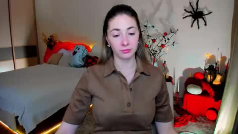 sensitiveheartt online show from October 25, 11:29 am