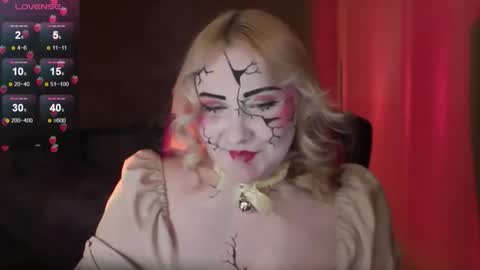 Ilona online show from October 31, 7:37 pm