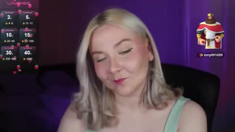 Ilona online show from November 6, 8:43 pm