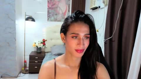 Snapshot of sensual_goergia chatting on October 19, 11:44 am sensual_goergia online show from October 19, 11:44 am